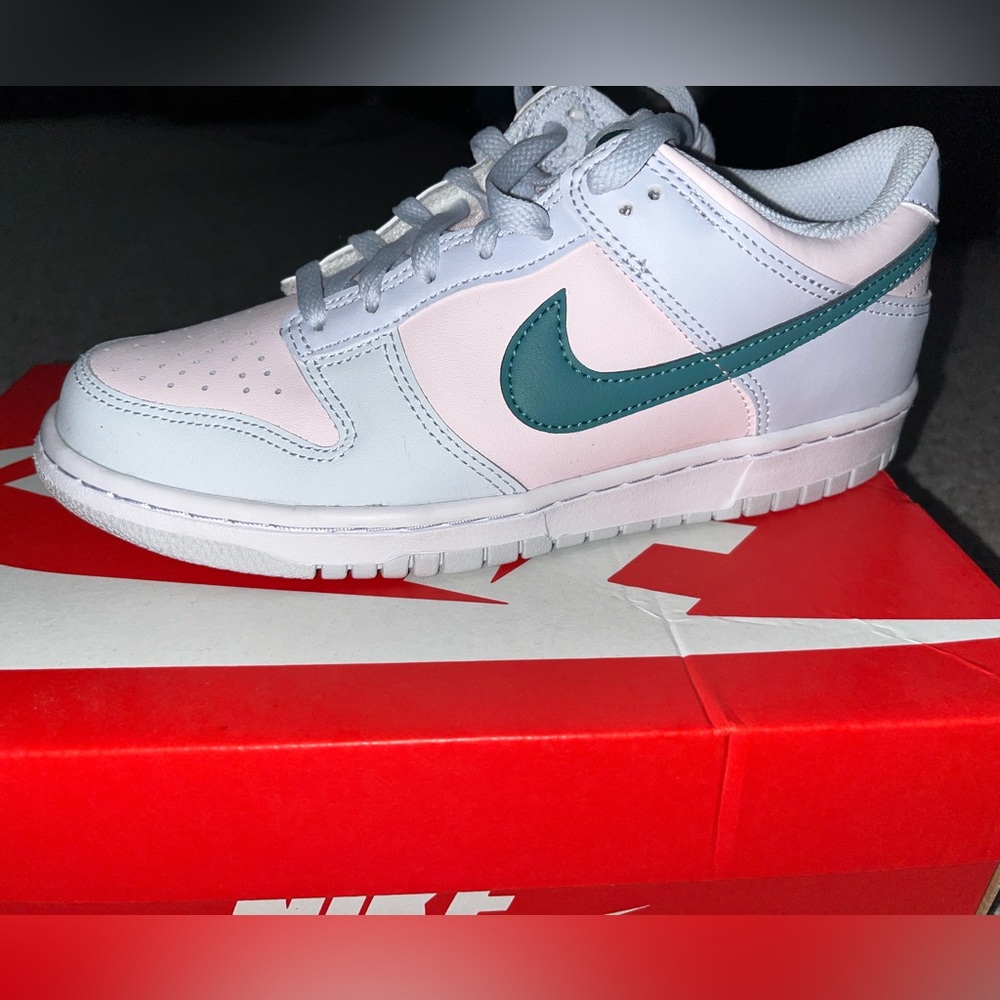 Nike Dunk Low GS “mineral teal”